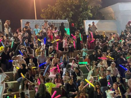 اطفال الطيرة يستقبلون عيد الاضحى المبارك بمهرجان مهيب 